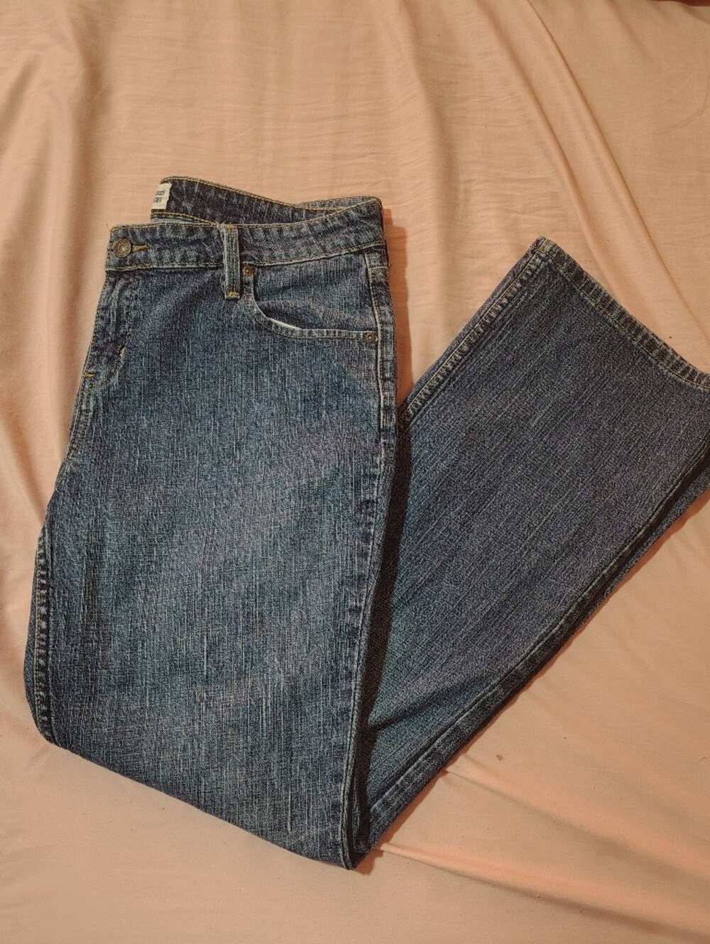 Levi's Signature Women's Washed Blue Boot Cut Jeans